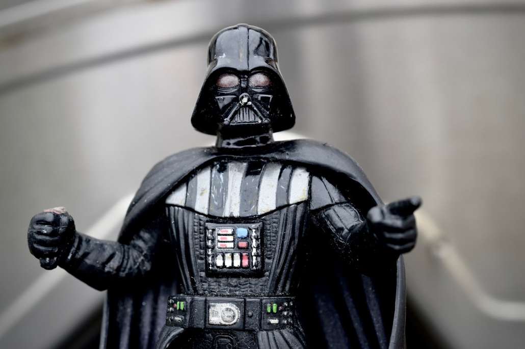 Using negative content is a risky SEO trend represented here by Darth Vader.